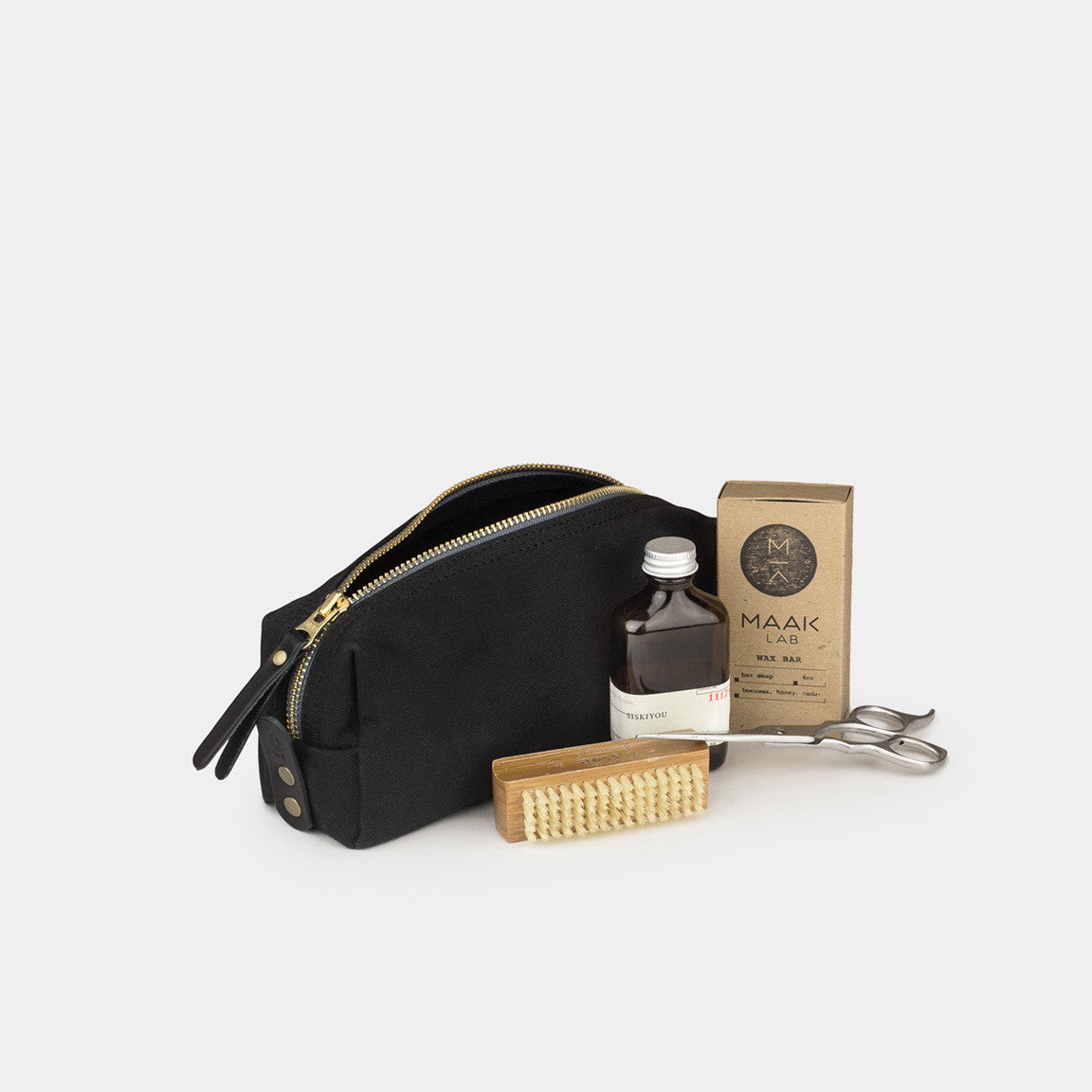 LSK61 - Digital Camo Canvas Shaving Bag - Double J Saddlery